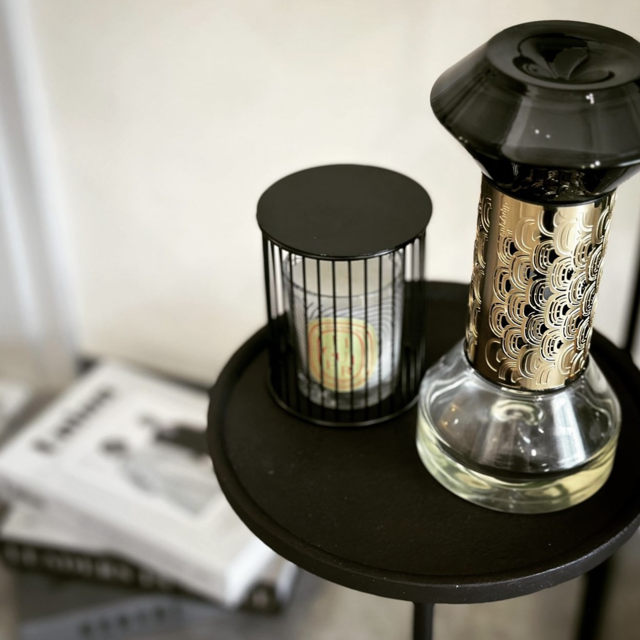 Diptyques الساعة الرملية الناش - مراجعة Home Fragrance Perfume وسعره
