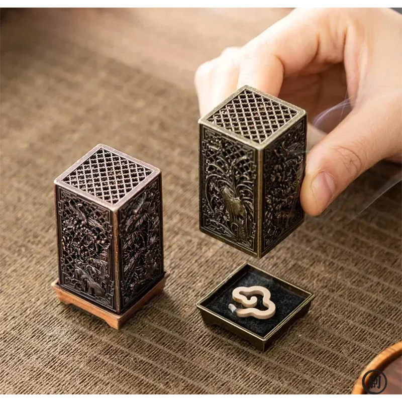 مبخرة عمودية مربعة صغيرة من سب - مراجعة Incense Cone Holder وسعره